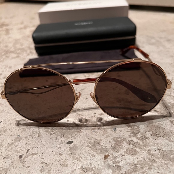 authentic GIVENCHY Sunglasses — GV7048/S, Gold - Picture 3 of 10